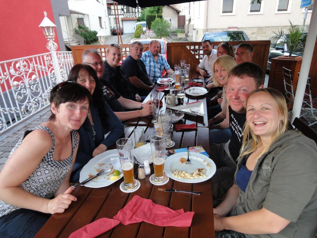 巴登-巴登 Gasthaus Hirsch酒店 外观 照片